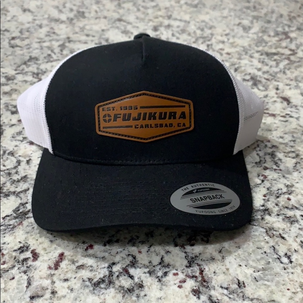 Fujikura Trucker hat. SnapBack. BRAND NEW